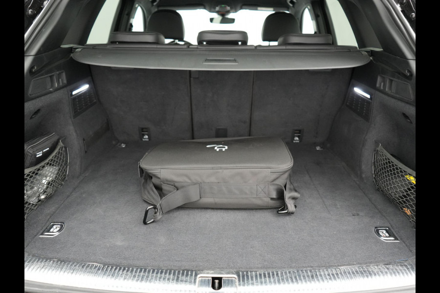 Audi Q5 50 TFSI e quattro S Line Plug In Hybrid 300pk Dealer O.H PHEV | Camera | Keyless | Sportstoelen Verwarmd | S Sportstuur | Navigatie Plus | Apple Carplay | Virtual | DAB | 20"L.M |