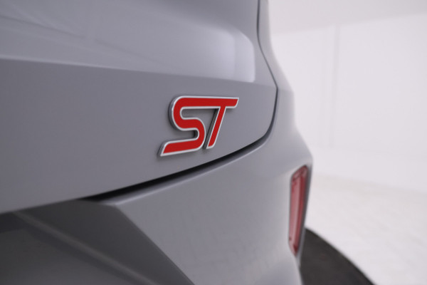 Ford Puma 1.5 EcoBoost ST-X 200pk! Panorama, Recaro etc. etc.