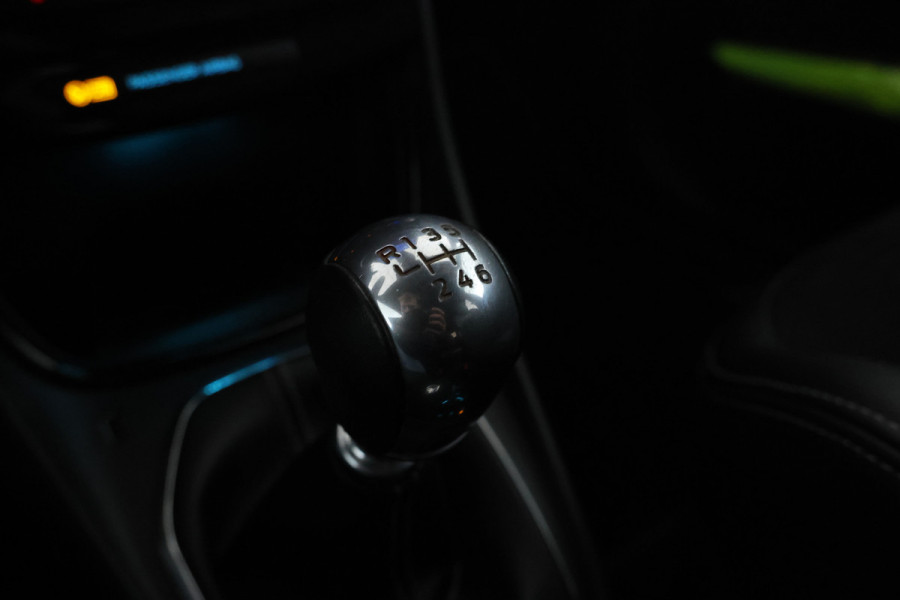 Ford Puma 1.5 EcoBoost ST-X 200pk! Panorama, Recaro etc. etc.