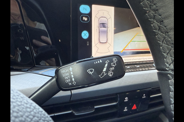 Volkswagen Golf 1.5 TSI Life Business | Memory stoelen | Camera | Full LED | Apple Carplay