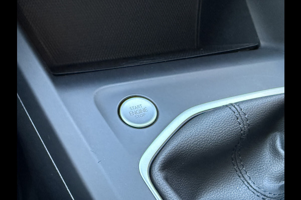 Volkswagen Golf 1.5 TSI Life Business | Memory stoelen | Camera | Full LED | Apple Carplay