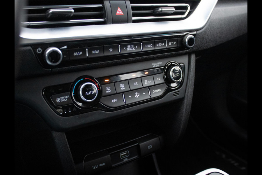 Kia e-Niro DynamicLine 64 kWh | Keyless | Camera | Navigatie | Carplay | DAB+ |