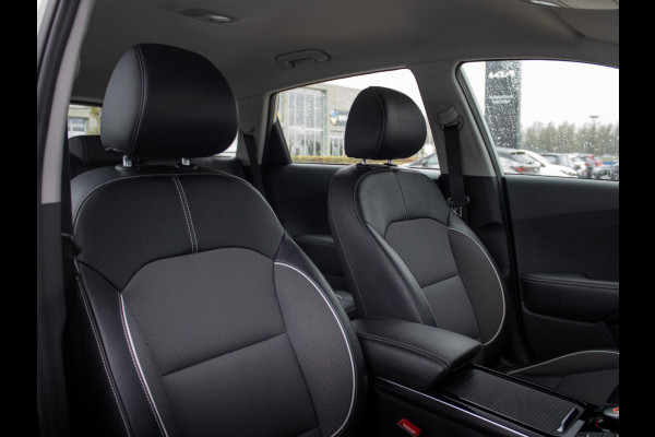 Kia e-Niro DynamicLine 64 kWh | Keyless | Camera | Navigatie | Carplay | DAB+ |