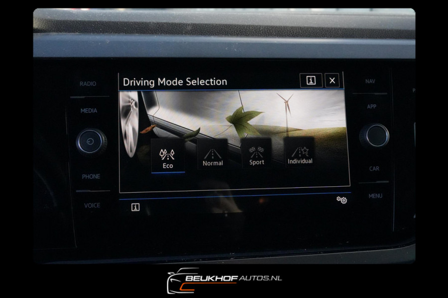 Volkswagen Polo 1.0 TSI Business Camera Carplay Navi Clima