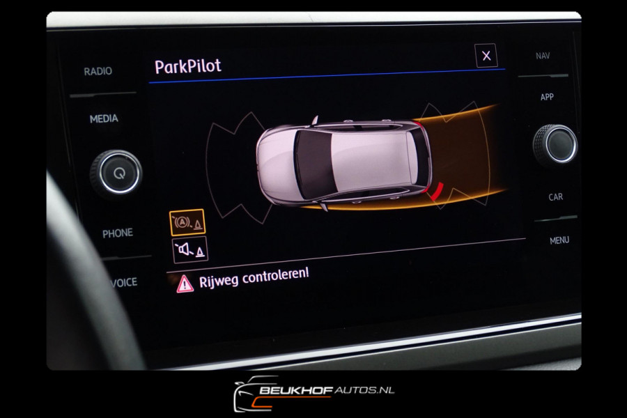 Volkswagen Polo 1.0 TSI Business Camera Carplay Navi Clima