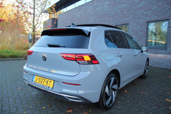 Volkswagen Golf 1.5 eTSI Style