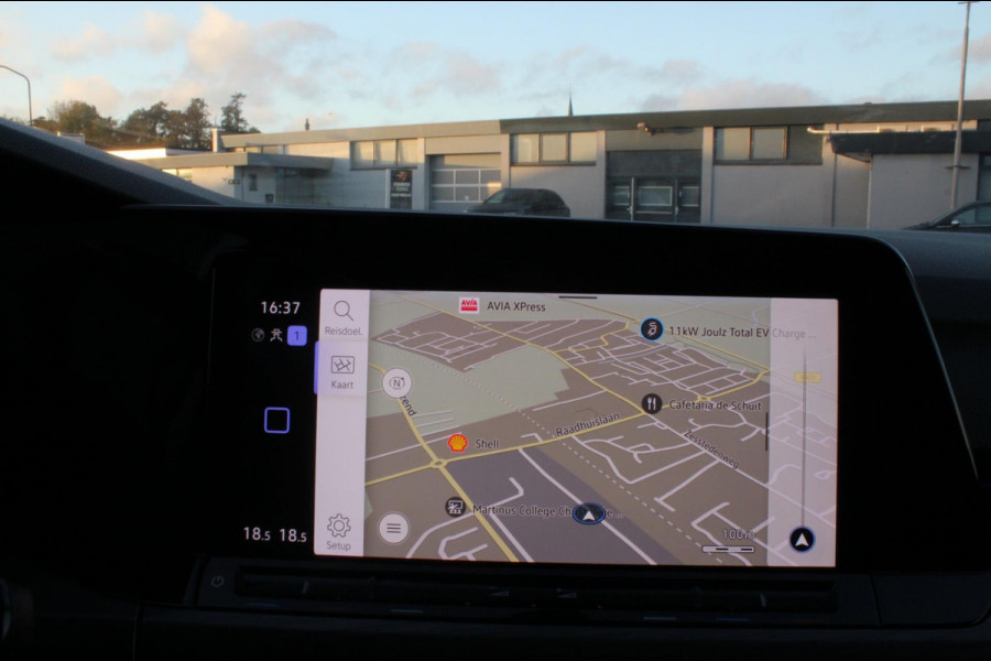 Volkswagen Golf 1.5 eTSI Style