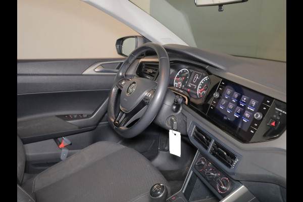 Volkswagen Polo 1.0 TSI Comfortline 95 pk | Navigatie | Parkeersensoren | Adaptieve cruise control | Apple Carplay/Android Auto |