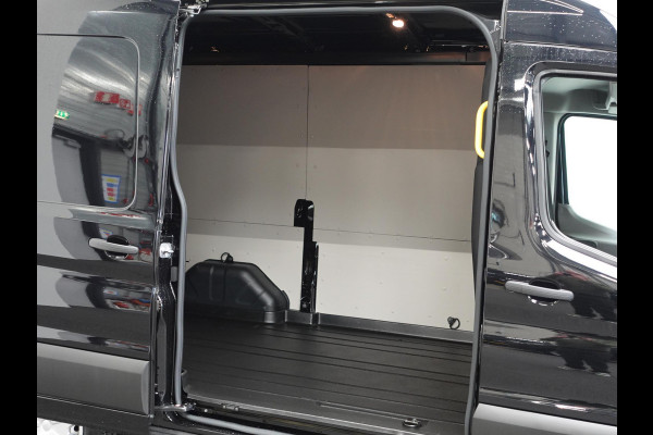 Ford Transit 130pk L2H2 Automaat Navi 360° Camera Trekhaak DAB+ Automaat Navi Trekhaak 360° Camera Airco Cruise DAB+