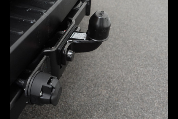 Ford Transit 130pk L2H2 Automaat Navi 360° Camera Trekhaak DAB+ Automaat Navi Trekhaak 360° Camera Airco Cruise DAB+