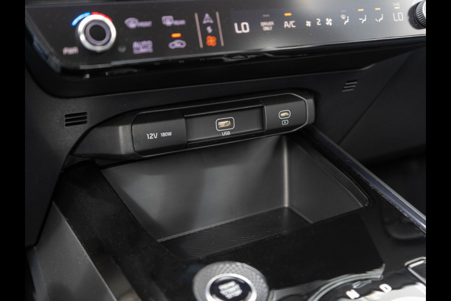 Kia Niro 1.6 GDi Hybrid DynamicLine | OP VOORAAD | Navigatie | Achteruitrijcamera |