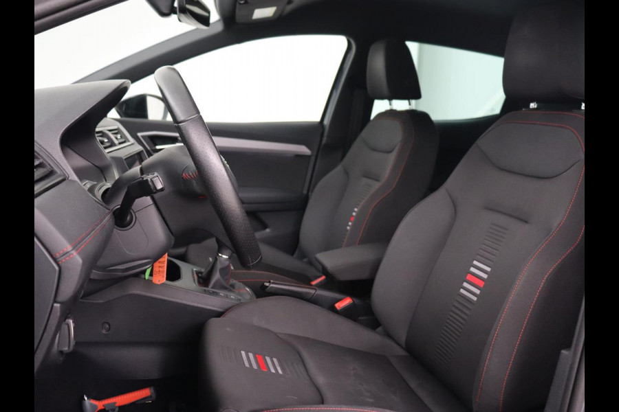 Seat Ibiza 1.0 TSI FR Intense | Trekhaak | Camera | Carplay | Navigatie | Climate control | Parkeerhulp | Cruise control