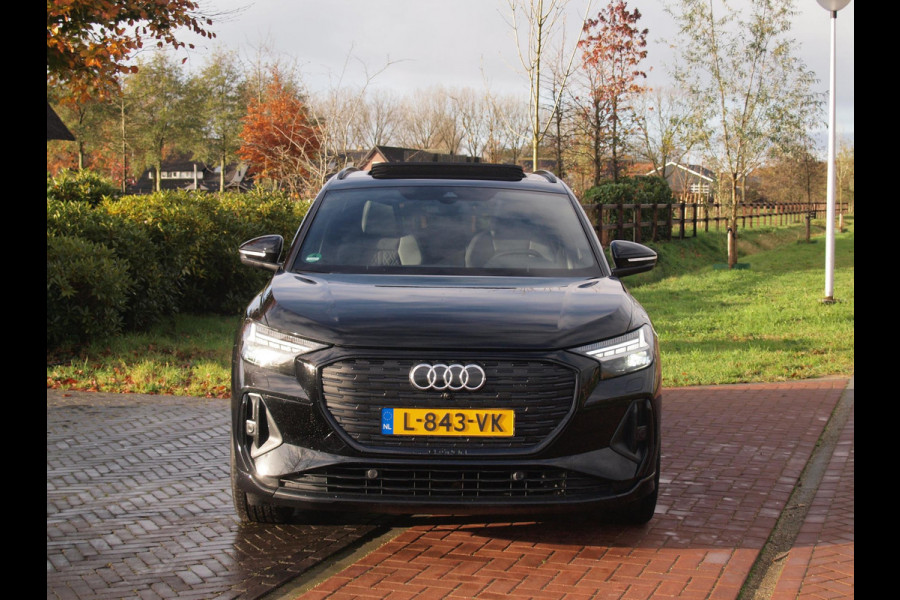 Audi Q4 e-tron 40 Launch edition S Competition 77 kWh | 2X S-Line | Panoramadak | Camera | Sonos | Sfeerverlichting |
