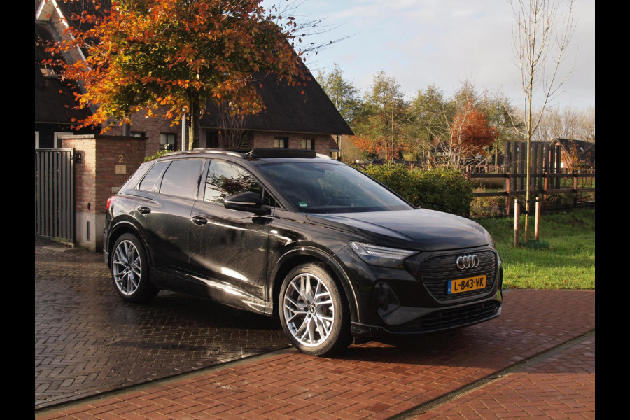 Audi Q4 e-tron 40 Launch edition S Competition 77 kWh | 2X S-Line | Panoramadak | Camera | Sonos | Sfeerverlichting |