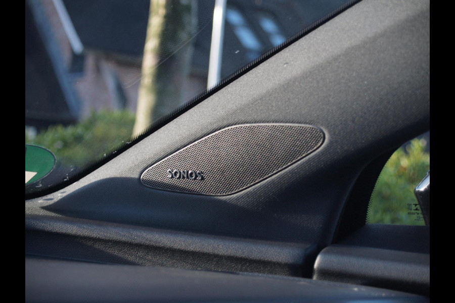 Audi Q4 e-tron 40 Launch edition S Competition 77 kWh | 2X S-Line | Panoramadak | Camera | Sonos | Sfeerverlichting |