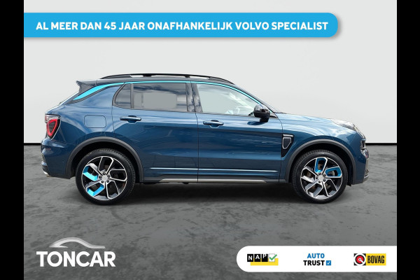 Lynk & Co 01 1.5 Plug in Hybrid 261pk | SkyRoof | 360° Camera | Climate Pack | Pilot Assist | Park Assist | Carplay Android auto