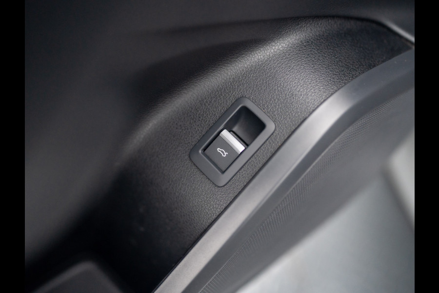 Audi Q5 45 TFSI Quattro Sport S Line Edition | Trekhaak afnb. | 21'' | Camera | Stoelgeheugen | Prijs Rijklaar!!