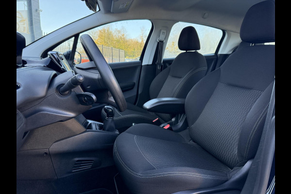 Peugeot 208 1.2 PureTech Blue Lion Navi,Airco,Cruise,PDC,Apple Carplay,N.A.P,5 Deurs,APK tot 05-2026