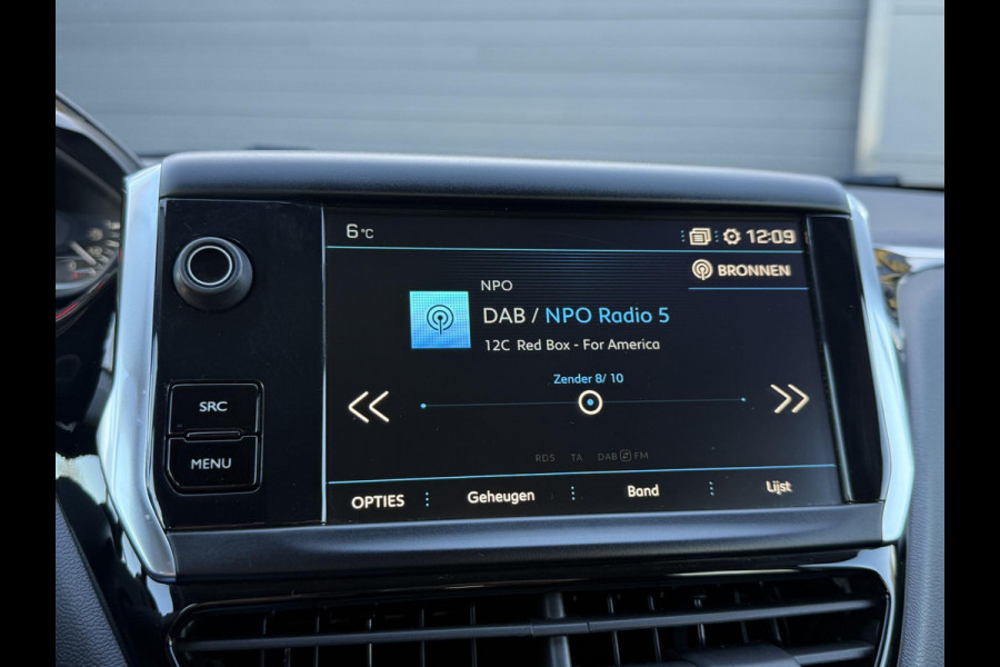 Peugeot 208 1.2 PureTech Blue Lion Navi,Airco,Cruise,PDC,Apple Carplay,N.A.P,5 Deurs,APK tot 05-2026