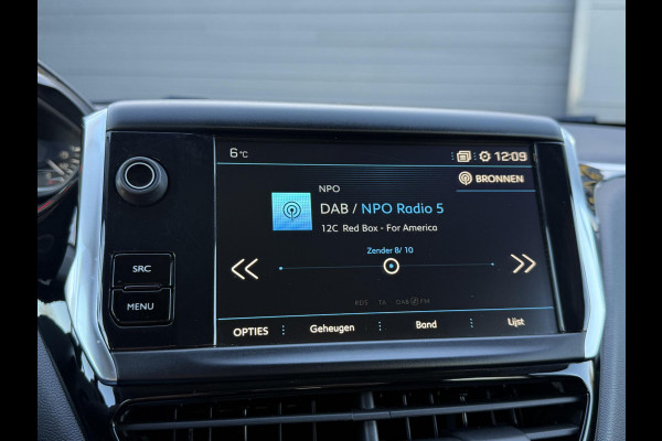 Peugeot 208 1.2 PureTech Blue Lion Navi,Airco,Cruise,PDC,Apple Carplay,N.A.P,5 Deurs,APK tot 05-2026