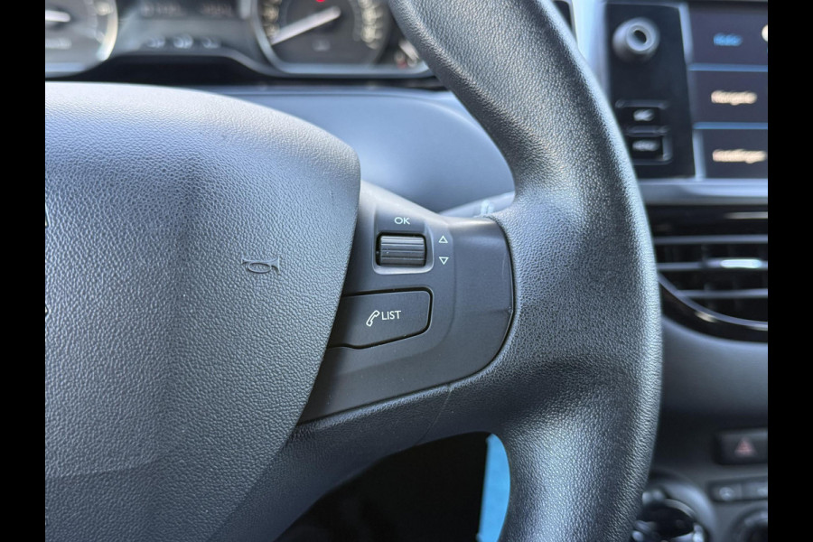 Peugeot 208 1.2 PureTech Blue Lion Navi,Airco,Cruise,PDC,Apple Carplay,N.A.P,5 Deurs,APK tot 05-2026