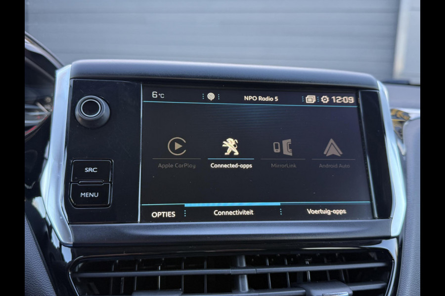 Peugeot 208 1.2 PureTech Blue Lion Navi,Airco,Cruise,PDC,Apple Carplay,N.A.P,5 Deurs,APK tot 05-2026