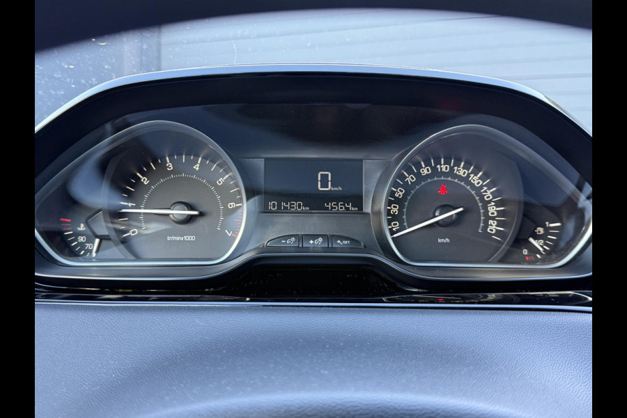 Peugeot 208 1.2 PureTech Blue Lion Navi,Airco,Cruise,PDC,Apple Carplay,N.A.P,5 Deurs,APK tot 05-2026