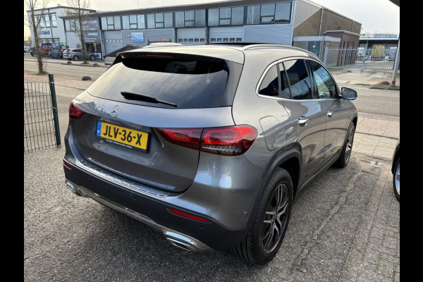 Mercedes-Benz GLA 250 e Progressive