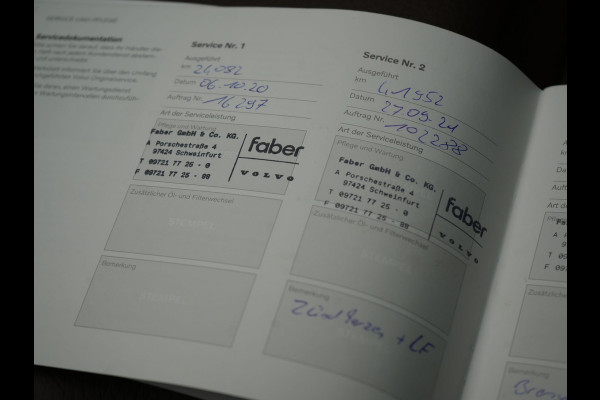 Volvo XC60 T8 Twin Engine AWD Inscription Plug In Hybrid 391pk Dealer O.H. PHEV | Trekhaak Af Fabriek | Panodak | Adaptive Cruise | Camera | Harman & Kardon | Lederen Sportstoelen Memory & Verwarmd | 19"L.M | Apple Carplay | Blis | Navigatie | DAB |