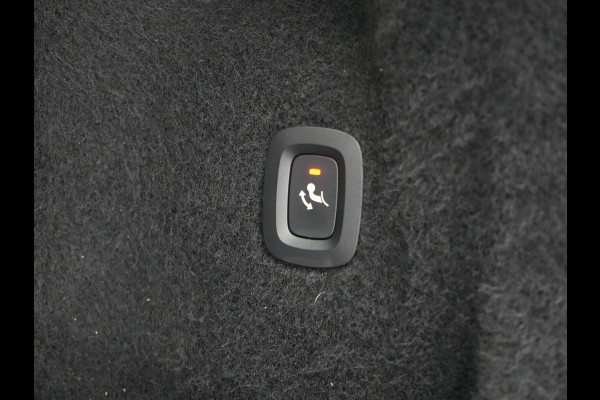 Volvo XC60 T8 Twin Engine AWD Inscription Plug In Hybrid 391pk Dealer O.H. PHEV | Trekhaak Af Fabriek | Panodak | Adaptive Cruise | Camera | Harman & Kardon | Lederen Sportstoelen Memory & Verwarmd | 19"L.M | Apple Carplay | Blis | Navigatie | DAB |