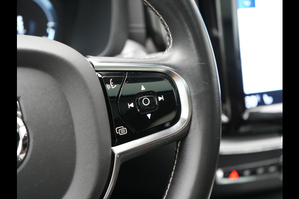 Volvo XC60 T8 Twin Engine AWD Inscription Plug In Hybrid 391pk Dealer O.H. PHEV | Trekhaak Af Fabriek | Panodak | Adaptive Cruise | Camera | Harman & Kardon | Lederen Sportstoelen Memory & Verwarmd | 19"L.M | Apple Carplay | Blis | Navigatie | DAB |