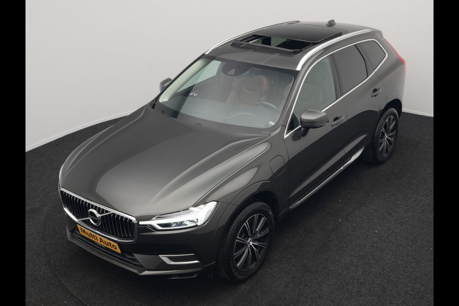 Volvo XC60 T8 Twin Engine AWD Inscription Plug In Hybrid 391pk Dealer O.H. PHEV | Trekhaak Af Fabriek | Panodak | Adaptive Cruise | Camera | Harman & Kardon | Lederen Sportstoelen Memory & Verwarmd | 19"L.M | Apple Carplay | Blis | Navigatie | DAB |