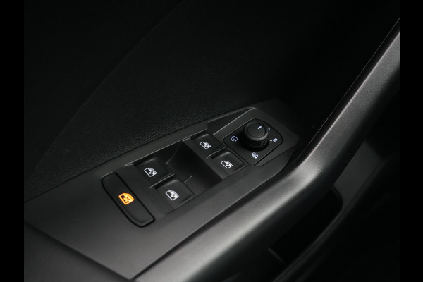 Volkswagen T-Cross 1.0 TSI 115pk DSG Life Edition Navi via App Camera Keyless Stoelverwarming Acc 267