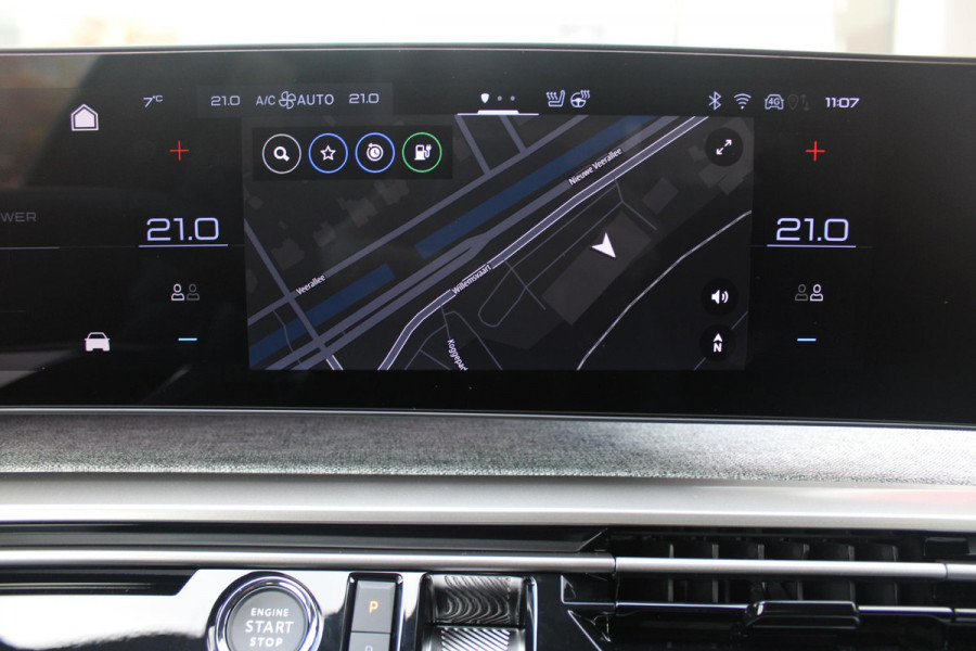 Peugeot E-3008 GT 325PK LAUNCH EDITION DUAL MOTOR 73KWH | PANORAMISCH SCHUIF / KANTELDAK | PREMIUM HIFI FOCAL | LEDEREN BEKLEDING NAPPA | ELEKTRISCH VERSTELBARE VOOR STOELEN, MET GEHEUGENFUNCTIE OP BESTUURDERSSTOEL | STOEL VERWARMING | STOEL MASAGE | STOEL VENTILATIE | ACHTERBANK VERWARMING | STUUR VERWARMING | WARMTE POMP | ALARM SYSTEEM | DRAADLOOS APPLE CARPLAY / ANDROID AUTO | DRAADLOZE TELEFOONLADER | VISIOPARK 360° HD CAMERA'S | DRIVE ASSIST 2.0 SEMI-AUTONOOMRIJDEN |