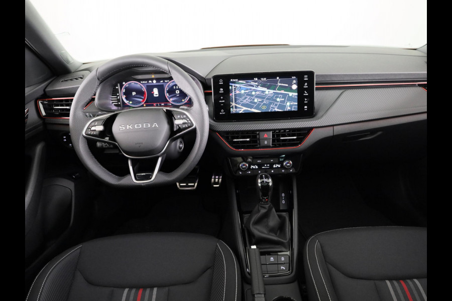 Škoda Kamiq Monte Carlo 1.0 TSI 115pk DSG-7 | 18 inch | Blind Spot | Navigatie | Adaptive Cruise | Panoramadak | Stoelverwarming |