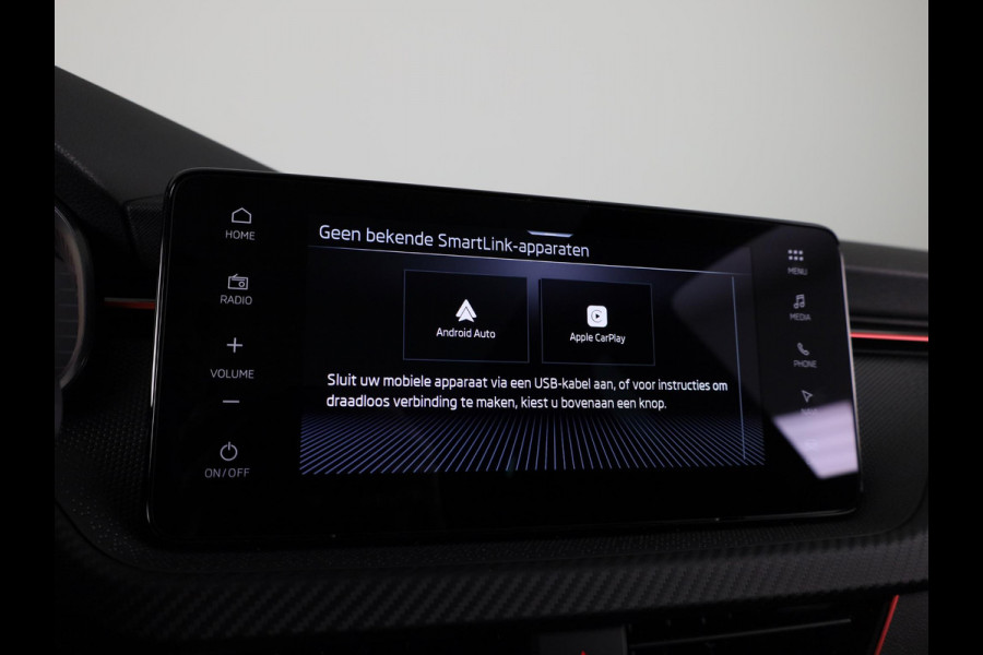 Škoda Kamiq Monte Carlo 1.0 TSI 115pk DSG-7 | 18 inch | Blind Spot | Navigatie | Adaptive Cruise | Panoramadak | Stoelverwarming |