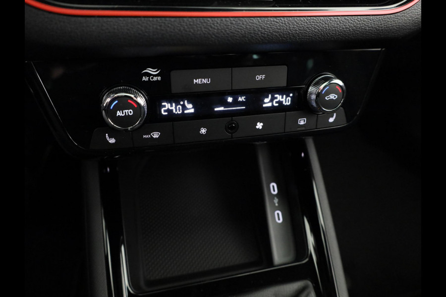 Škoda Kamiq Monte Carlo 1.0 TSI 115pk DSG-7 | 18 inch | Blind Spot | Navigatie | Adaptive Cruise | Panoramadak | Stoelverwarming |