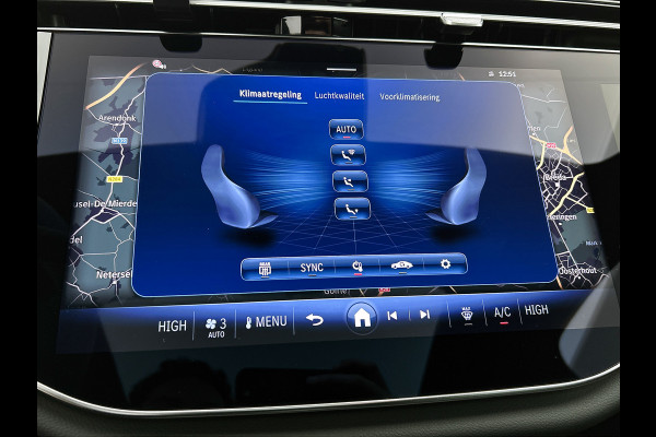 Mercedes-Benz E-Klasse Estate 300 e AMG Plug-In Hybride AMG Line | Panorama Schuif-Kanteldak | Trekhaak | Memory Voor Stoelen | Burmester® | Alarm | Lederen Bekleding. Inclusief 24 maanden MB Certified garantie voor Europa.