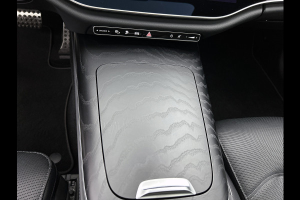 Mercedes-Benz E-Klasse Estate 300 e AMG Plug-In Hybride AMG Line | Panorama Schuif-Kanteldak | Trekhaak | Memory Voor Stoelen | Burmester® | Alarm | Lederen Bekleding. Inclusief 24 maanden MB Certified garantie voor Europa.