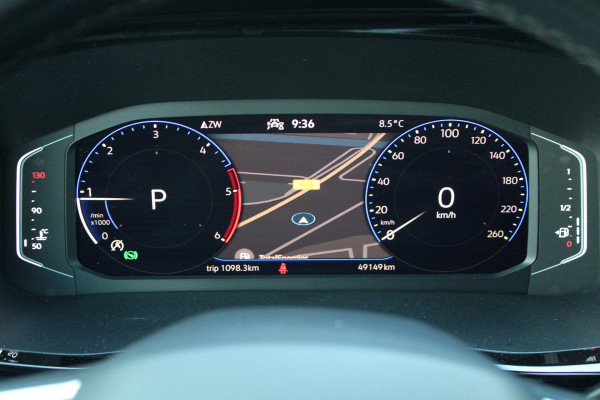 Volkswagen Transporter 2.0 TDI L2H1 28 Bulli 150pk - 20 Inch - Camera - Trekhaak - Leder - ACC - LED - Rijklaar