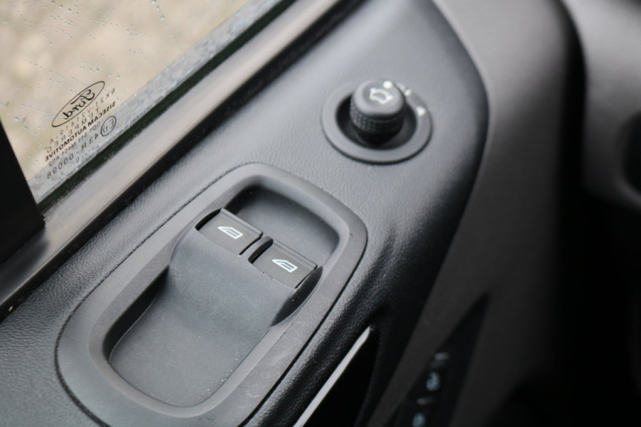 Ford Transit Custom 2.0 TDCI L1 H1 Sport DC Automaat