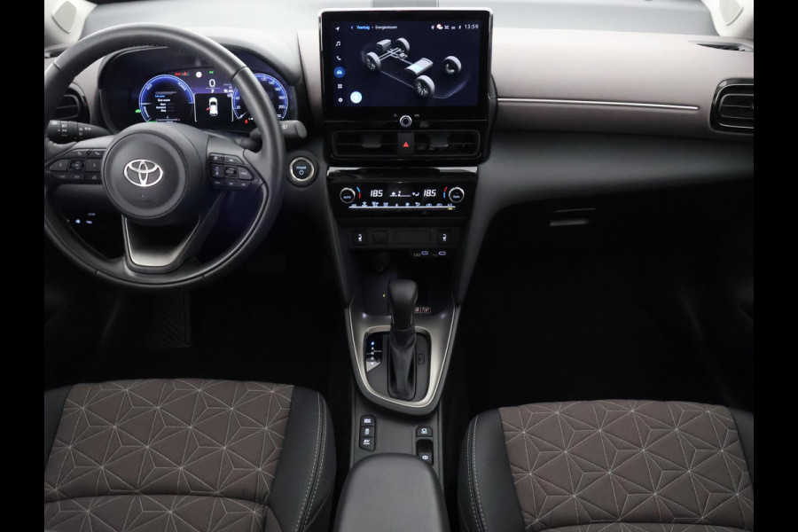 Toyota Yaris Cross 1.5 Hybrid 130 Executive | Stuur- & Stoelverwarming | Dodehoek detectie | Parkeersensoren | Navigatie