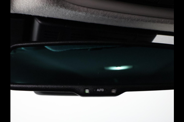 Toyota Yaris Cross 1.5 Hybrid 130 Executive | Stuur- & Stoelverwarming | Dodehoek detectie | Parkeersensoren | Navigatie