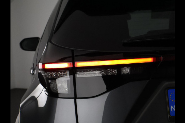 Toyota Yaris Cross 1.5 Hybrid 130 Executive | Stuur- & Stoelverwarming | Dodehoek detectie | Parkeersensoren | Navigatie