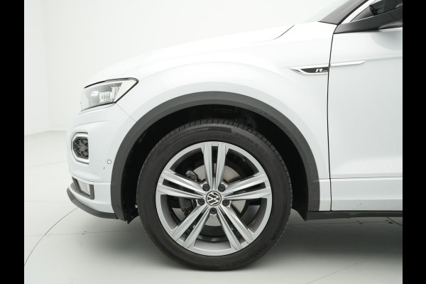 Volkswagen T-Roc 1.5 TSI 150pk DSG Sport Business R Panorama Camera Acc Side/Laneassist Carplay Beats