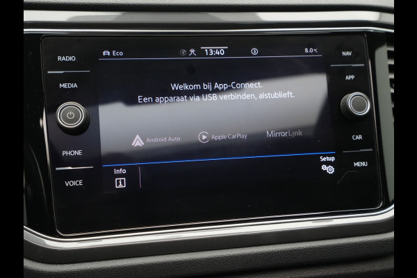 Volkswagen T-Roc 1.5 TSI 150pk DSG Sport Business R Panorama Camera Acc Side/Laneassist Carplay Beats