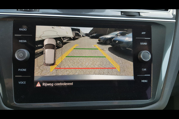 Volkswagen Tiguan Allspace 1.5 TSI DSG Comfortline 7p. | Climate Control | Camera | Parkeer sensoren | Trekhaak | Electrisch bedienbare achterklep | Stoelverwarming