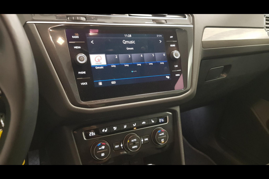 Volkswagen Tiguan Allspace 1.5 TSI DSG Comfortline 7p. | Climate Control | Camera | Parkeer sensoren | Trekhaak | Electrisch bedienbare achterklep | Stoelverwarming