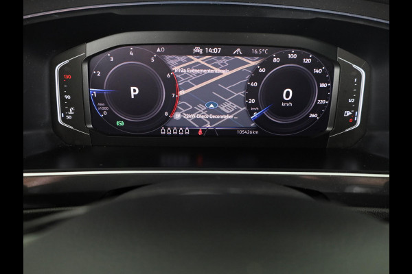 Volkswagen Tiguan Allspace 1.5 TSI Highline Business R 7p. | Automaat (DSG) | Panoramadak | 19 Inch | 360 Camera | Winterpakket | Trekhaak |