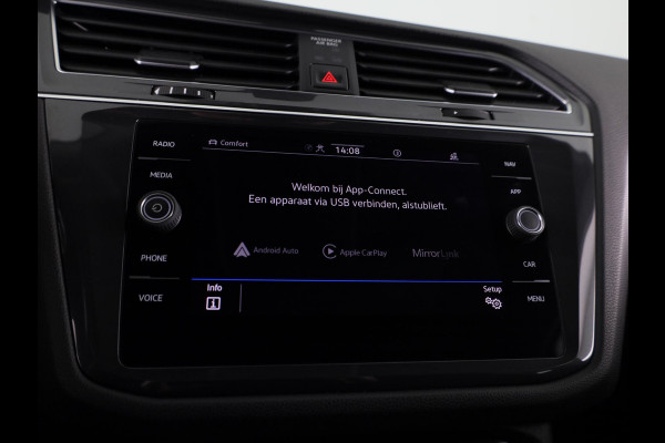 Volkswagen Tiguan Allspace 1.5 TSI Highline Business R 7p. | Automaat (DSG) | Panoramadak | 19 Inch | 360 Camera | Winterpakket | Trekhaak |